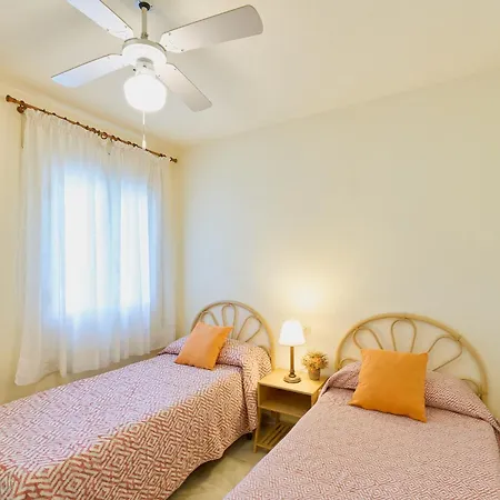 Lunamar Jardin 4hab 公寓 *